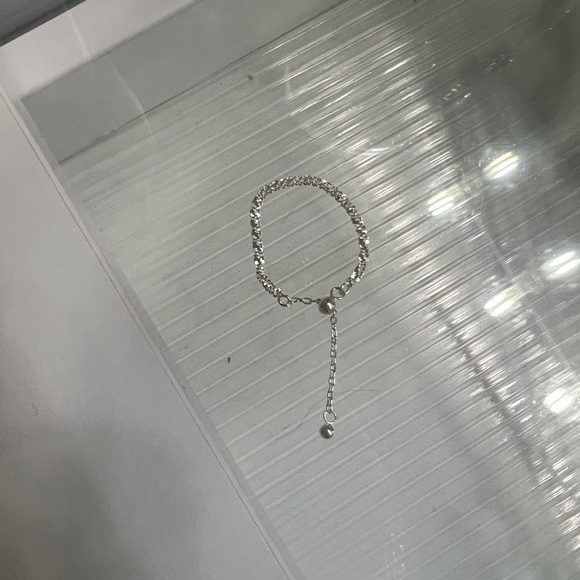 Silver slinky ring size 7 - Picture 2 of 3